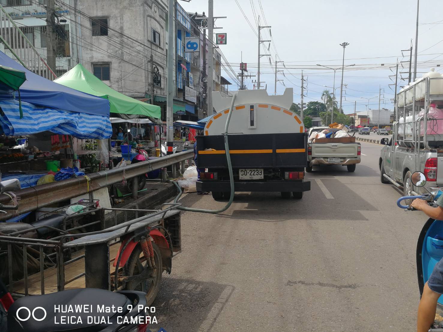 49 - https://onelongservice.com | วันลองเซอร์วิส ผู้ให้บริการรถดูดส้วม สูบส้วม แก้ท่อตัน ลอกท่อ และวางระบบบำบัดน้ำเสียครบวงจร ทีมช่างมืออาชีพ อุปกรณ์เฉพาะทาง เรียกใช้บริการได้ตลอด 24 ชั่วโมง